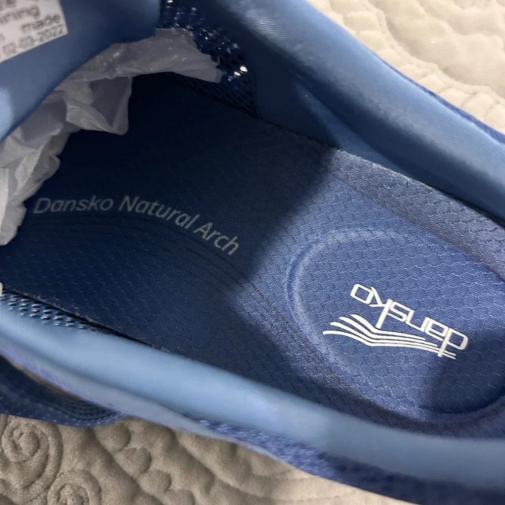 Dansko Pace Womens Blue Mesh Walking Sneakers Natural Arch Support Size 40
